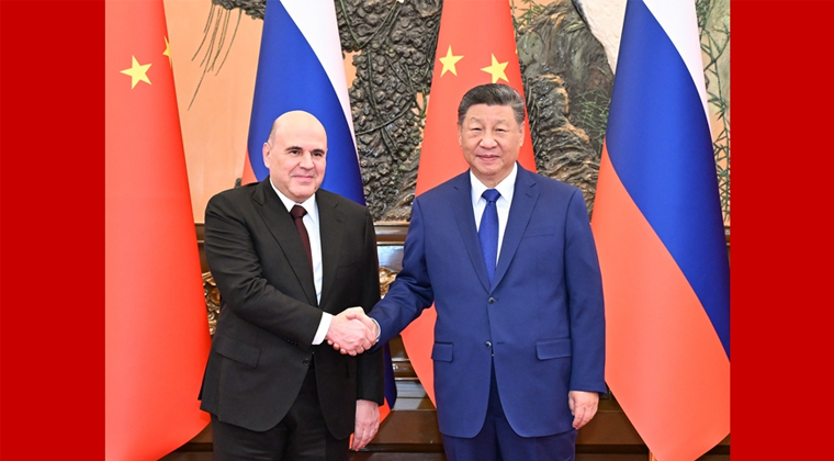 习近平会见俄罗斯总理米舒斯京